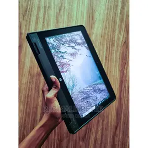 Laptop Lenovo Yoga 11e 4GB Intel Celeron HDD+SSD 500GB