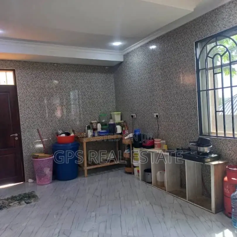 4bdrm House in Tabata Segerea, Kinondoni for Sale