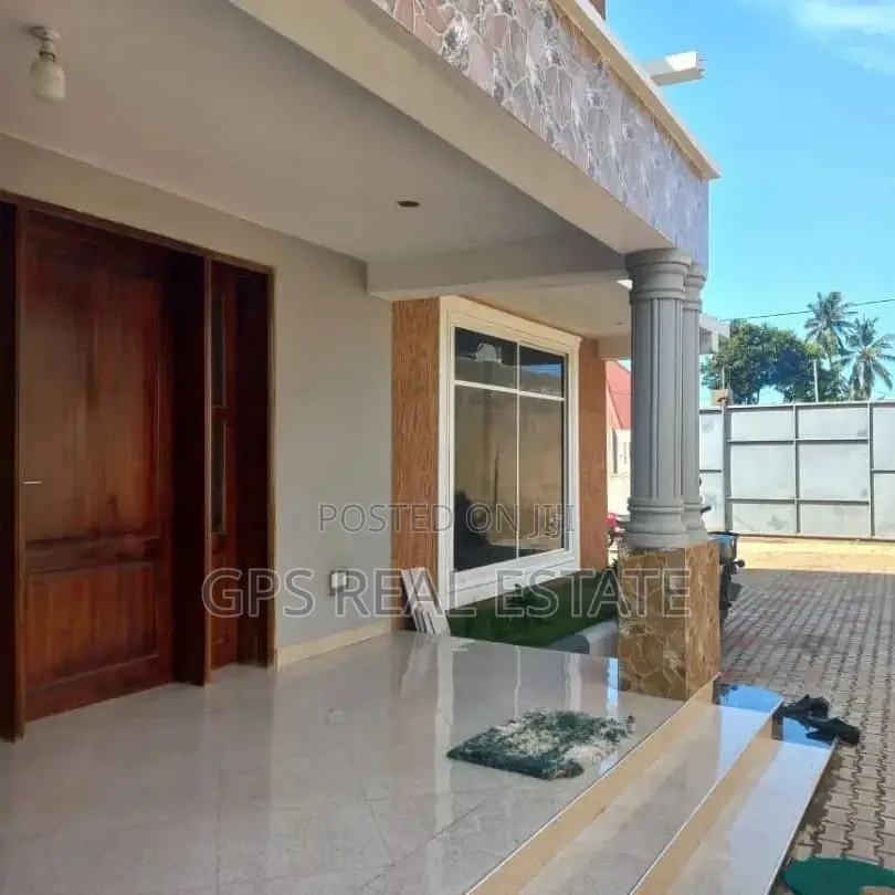 4bdrm House in Tabata Segerea, Kinondoni for Sale