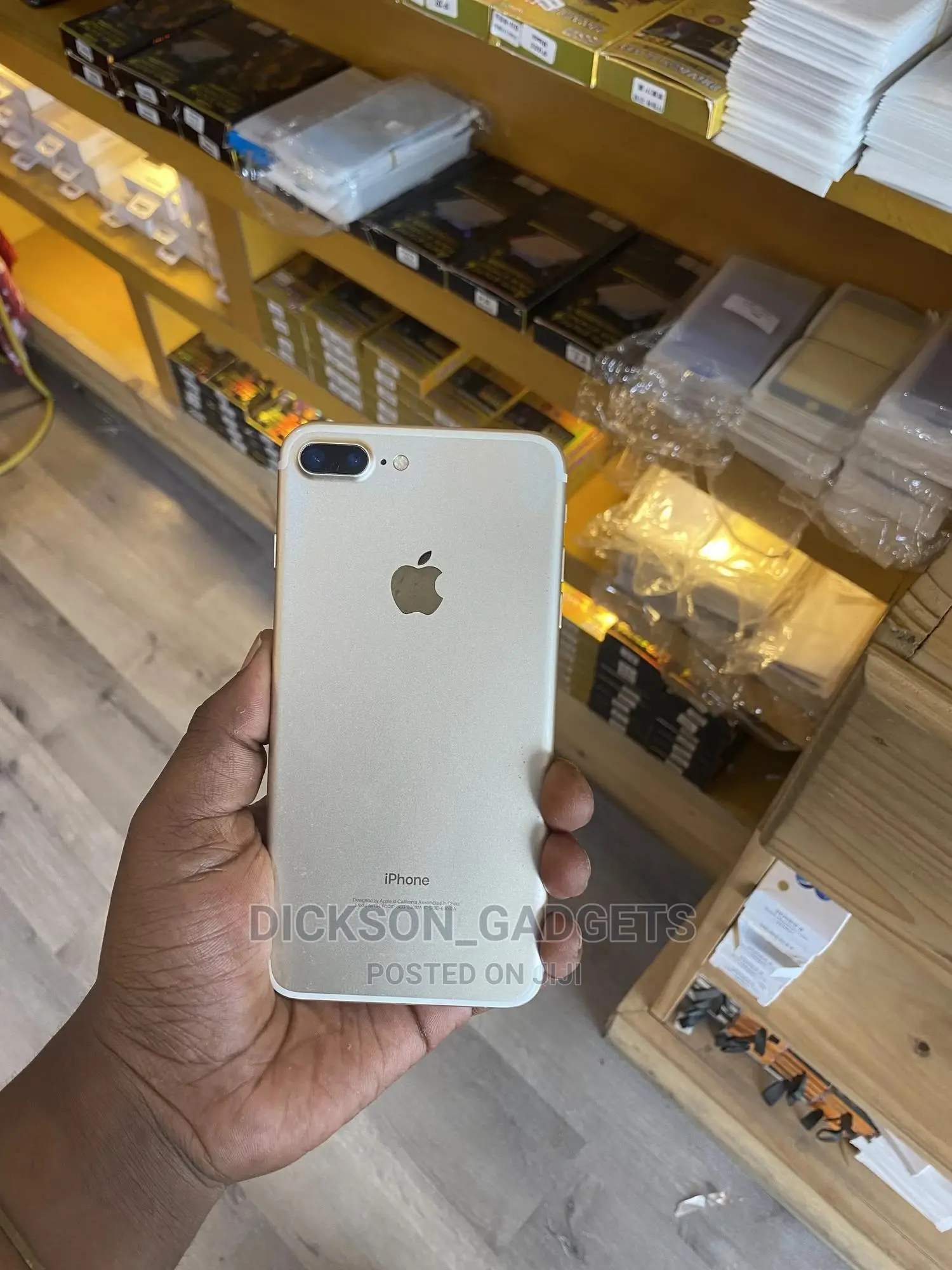 Apple iPhone 7 Plus 128 GB Gold