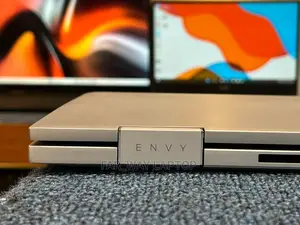 New Laptop HP Envy X360 15z 16GB Intel Core I7 SSD 512GB