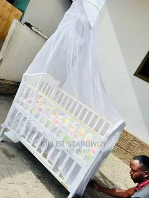Kitanda Cha Mtoto