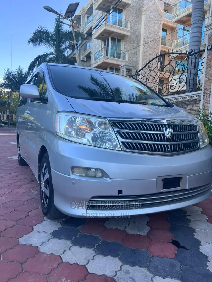 Toyota Alphard 2005 Silver