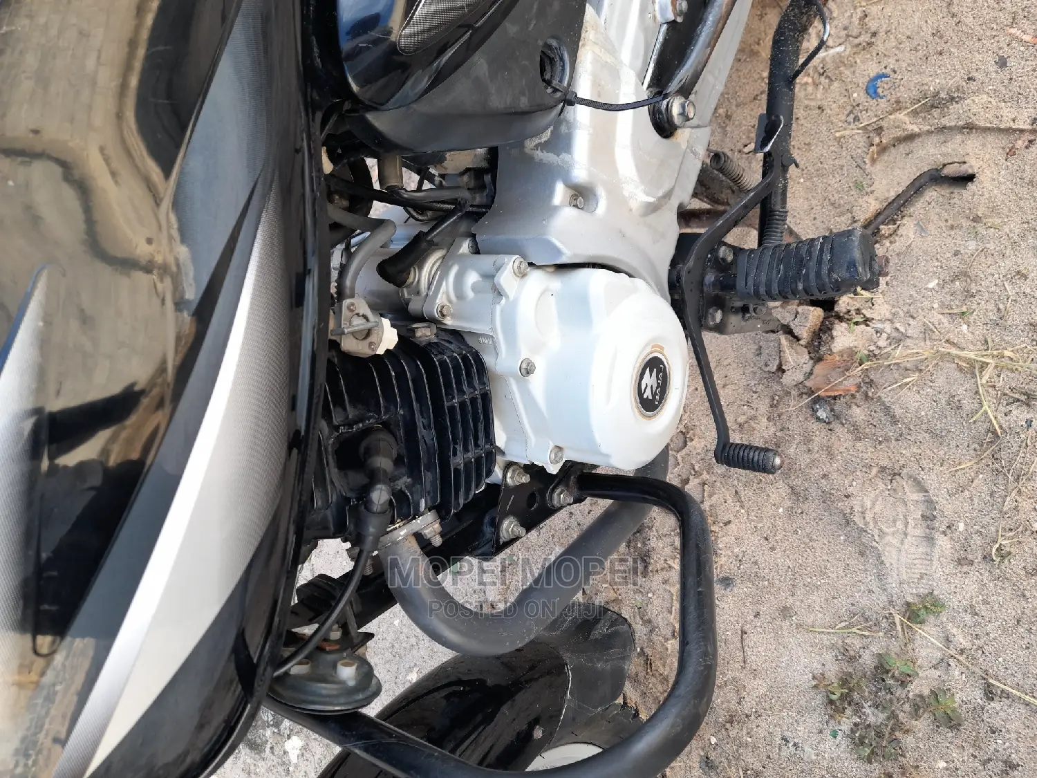 New Bajaj Boxer X125 2022 Gray