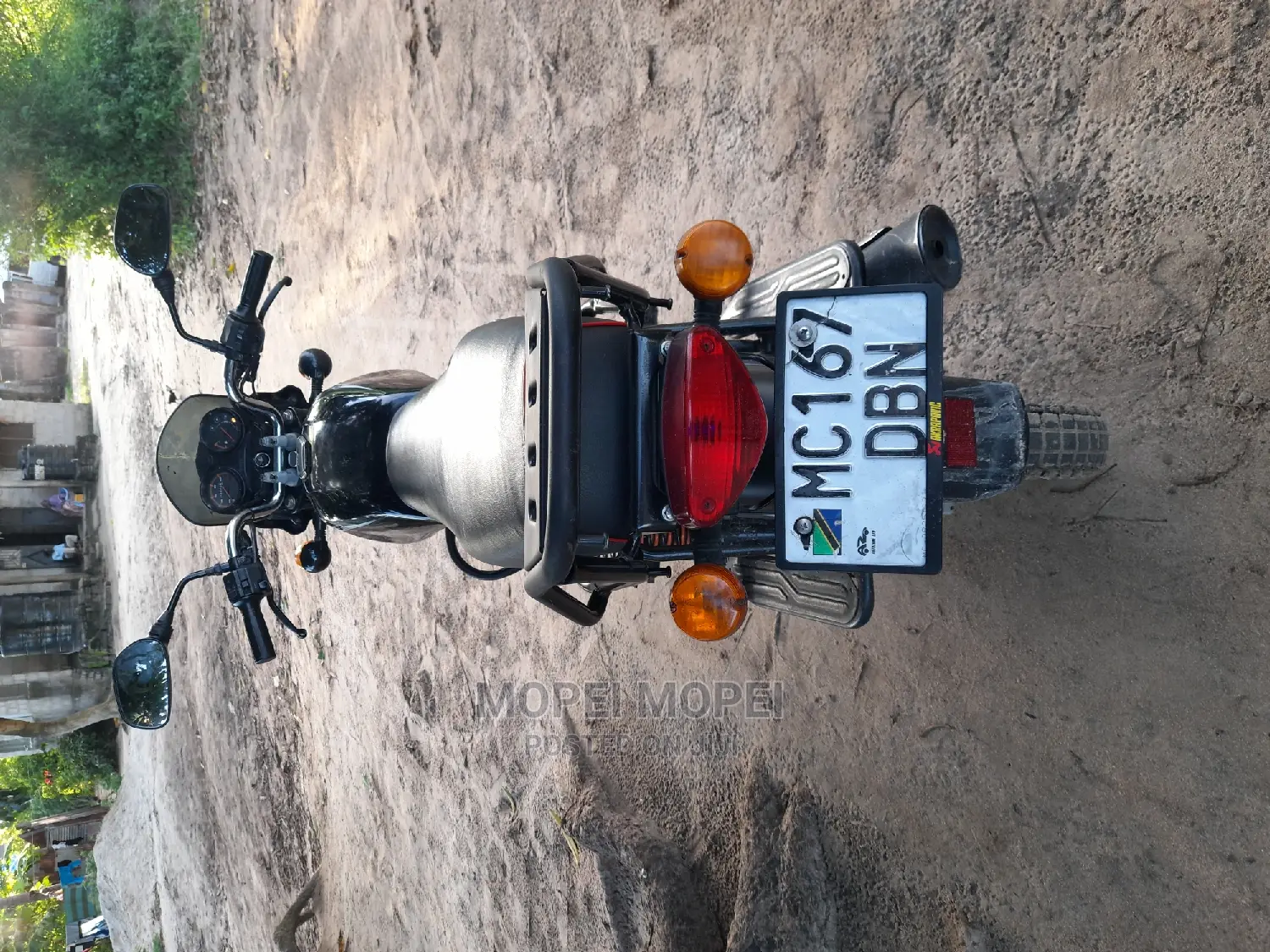 Bajaj Boxer 2022 Brown