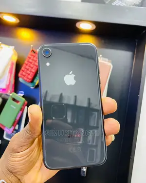 New Apple iPhone XR 64 GB Black