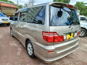 Toyota Alphard 2007 Gold