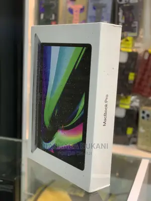 New Laptop Apple MacBook Pro 2022 M2 8GB Apple M2 SSD 256GB