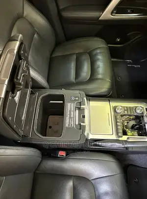 Toyota Land Cruiser 2017 White