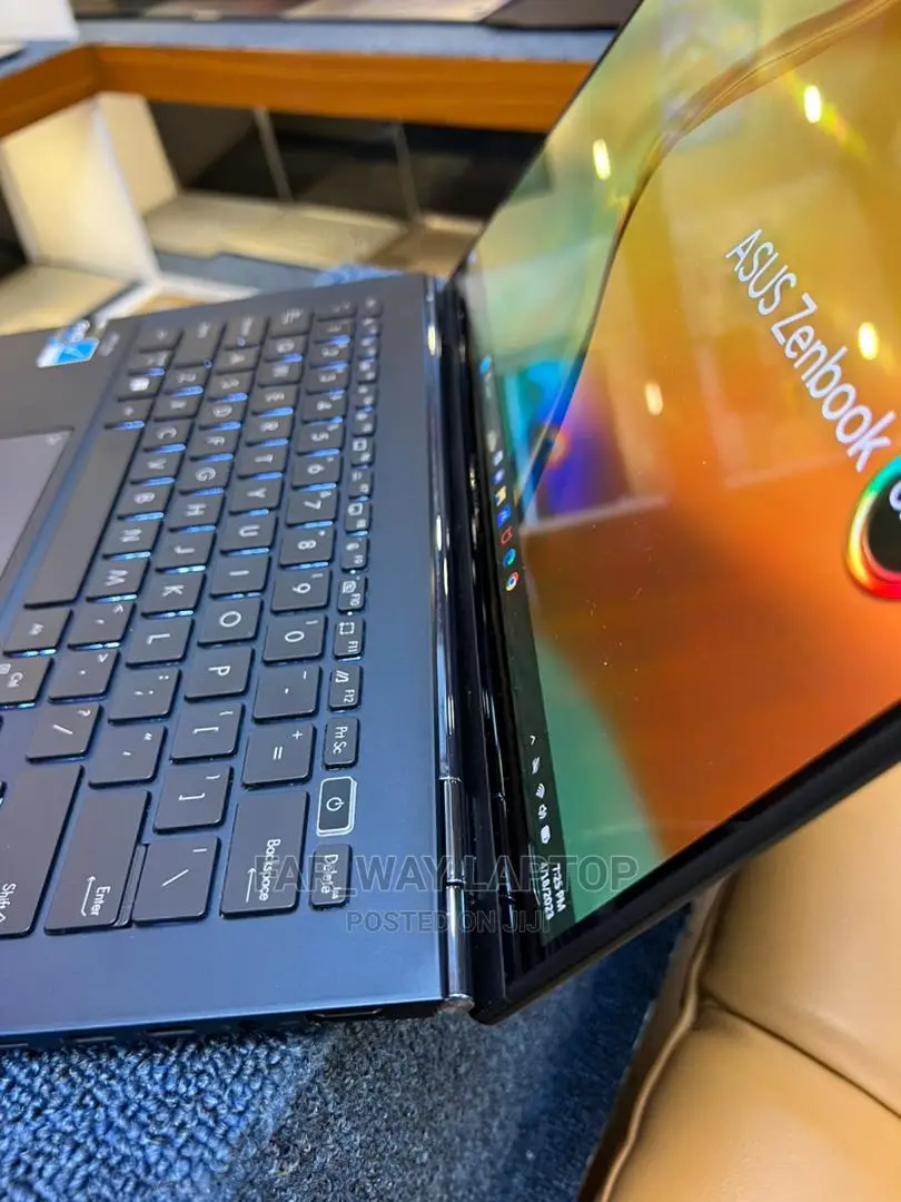 New Laptop Asus Zenbook 14 UX434 16GB Intel Core I7 SSD 1T