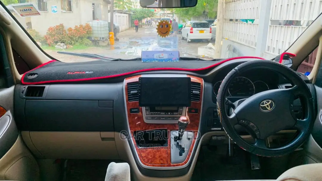 Toyota Alphard 2005 White