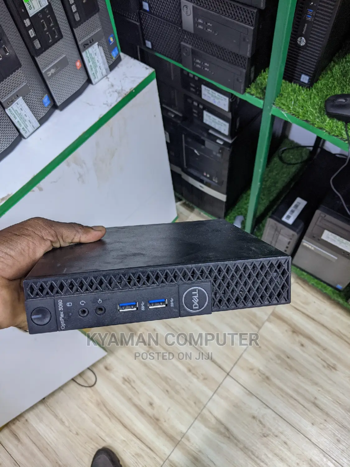 Desktop Computer Dell OptiPlex 3060 4GB Intel Pentium HDD+SSD 500GB
