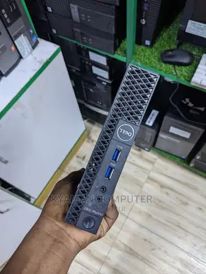 Desktop Computer Dell OptiPlex 3060 4GB Intel Pentium HDD+SSD 500GB