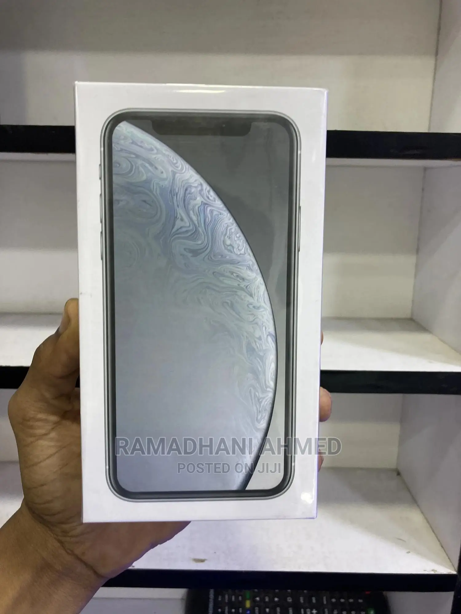 New Apple iPhone XR 64 GB White