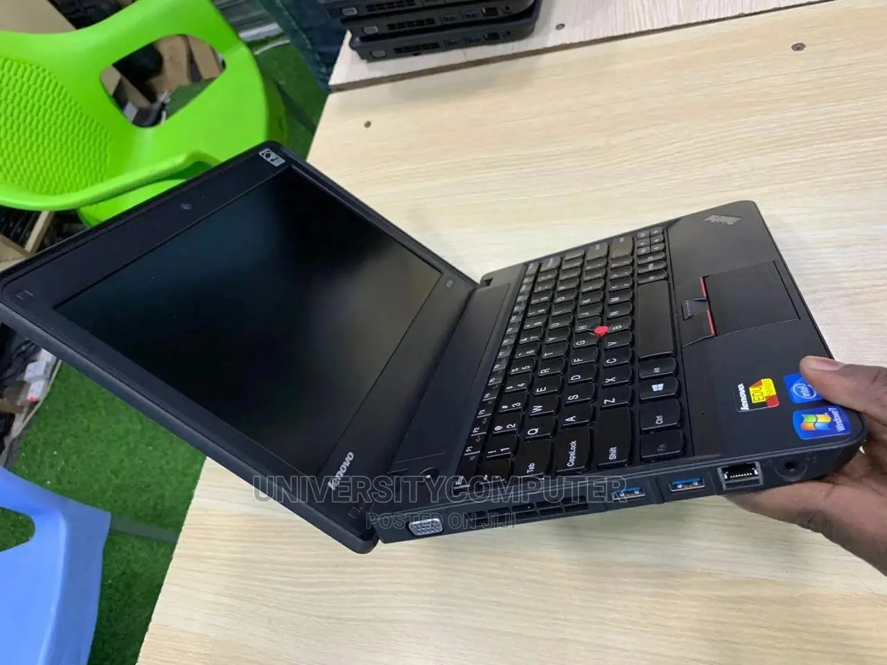 Laptop Lenovo ThinkPad X131e 4GB Intel Core 2 Duo HDD 320GB