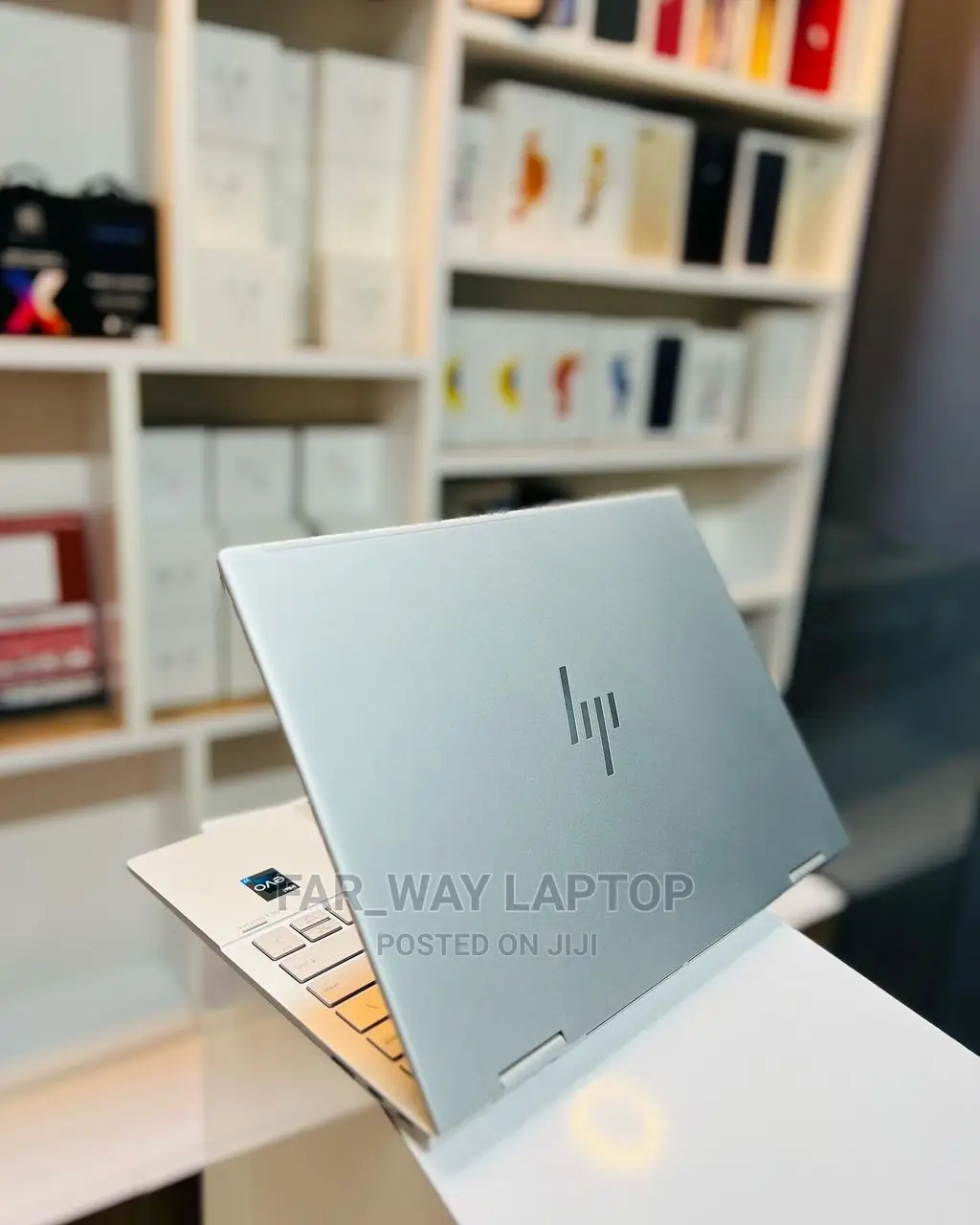 New Laptop HP Envy X360 13z 8GB Intel Core I7 SSD 512GB
