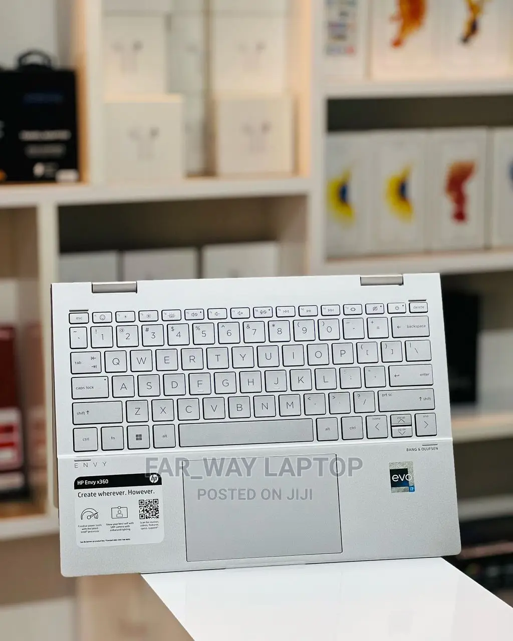 New Laptop HP Envy X360 13z 8GB Intel Core I7 SSD 512GB