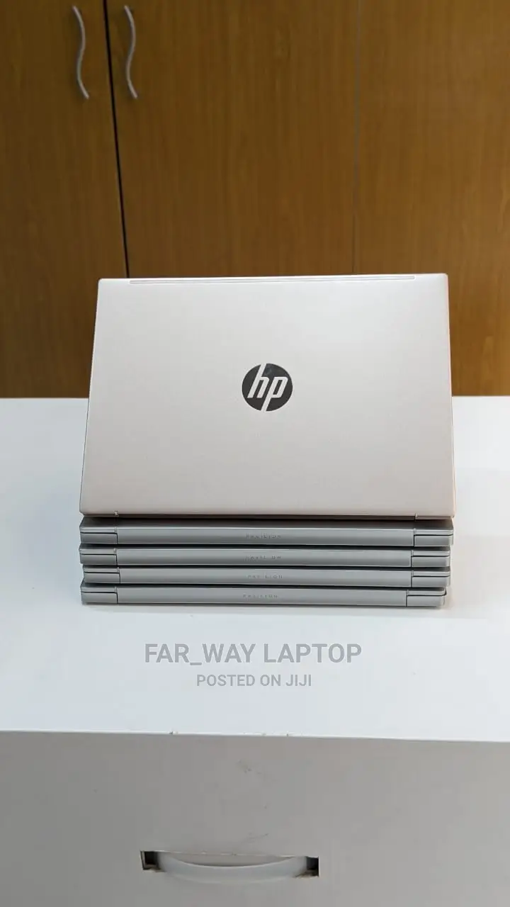 New Laptop HP Pavilion 13 16GB AMD Ryzen 5 SSD 256GB