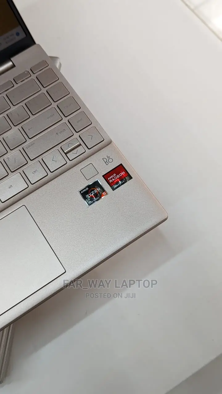 New Laptop HP Pavilion 13 16GB AMD Ryzen 5 SSD 256GB