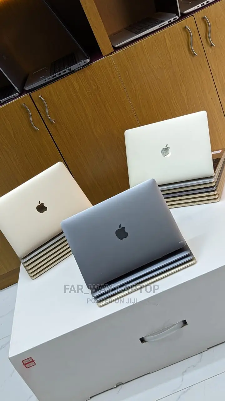 Laptop Apple MacBook 2015 8GB Intel Core I5 SSD 512GB