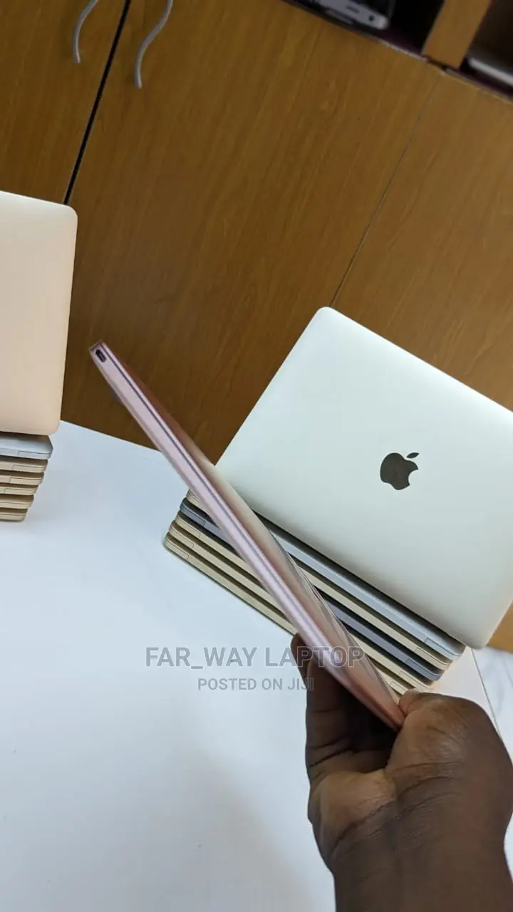 Laptop Apple MacBook 2015 8GB Intel Core I5 SSD 512GB