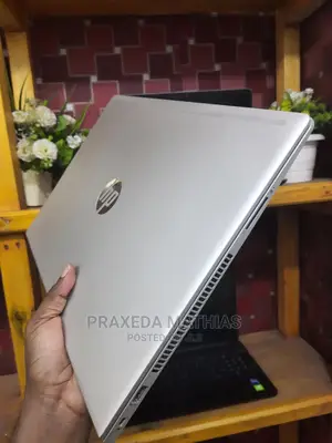 Laptop HP ProBook 450 G7 16GB Intel Core I7 HDD+SSD 500GB