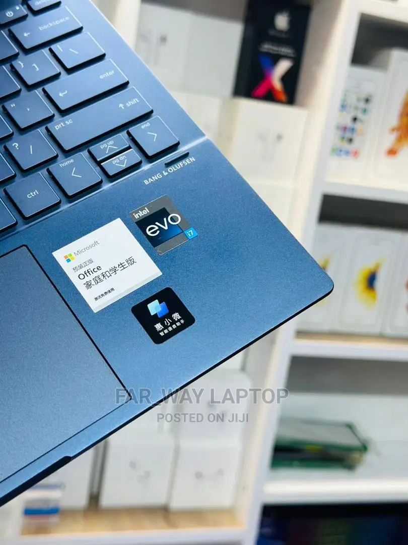 New Laptop HP Envy X360 16GB Intel Core I7 SSD 1T