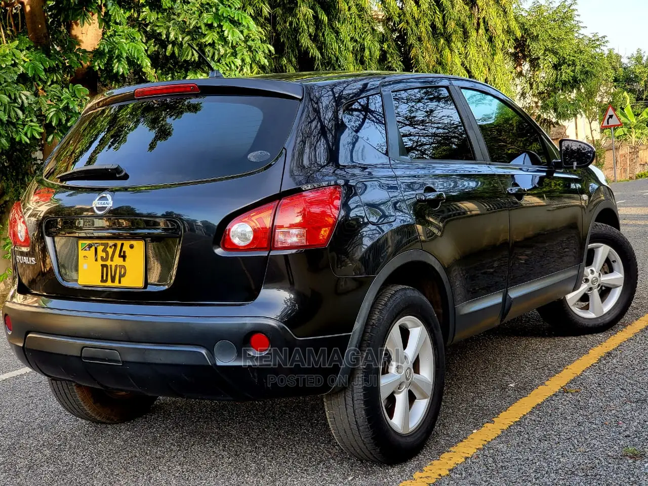 Nissan Dualis 2010 Black