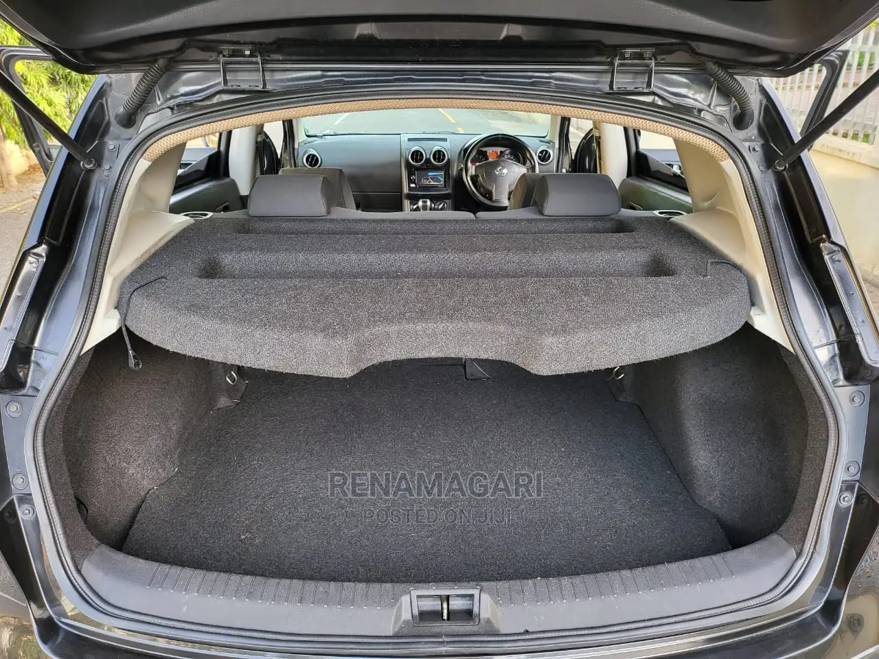 Nissan Dualis 2010 Black
