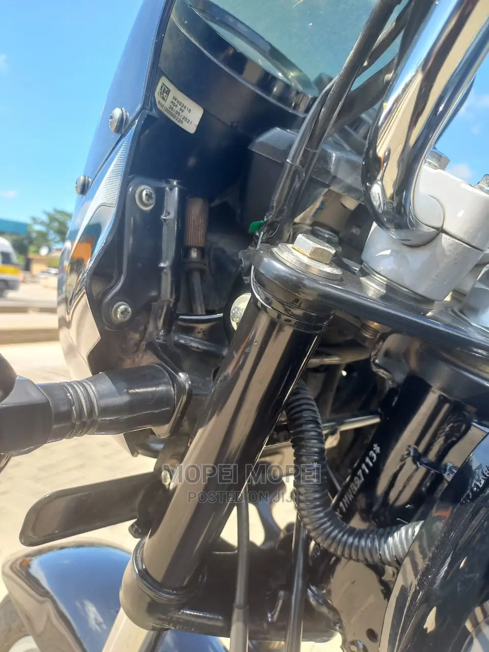 Bajaj Boxer X125 2021 Brown