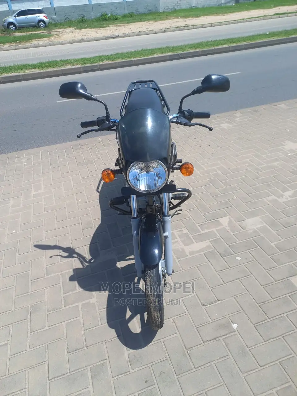 Bajaj Boxer X125 2021 Brown