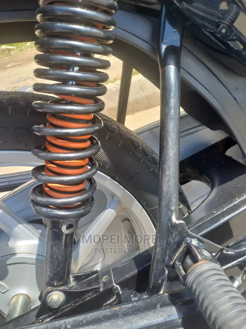 Bajaj Boxer X125 2021 Brown
