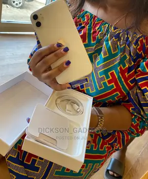 Apple iPhone 11 64 GB White