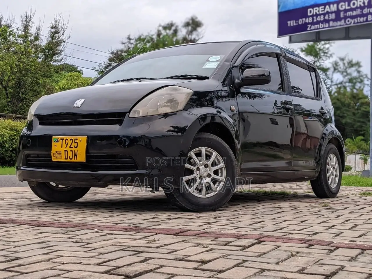Toyota Passo 2004 Black