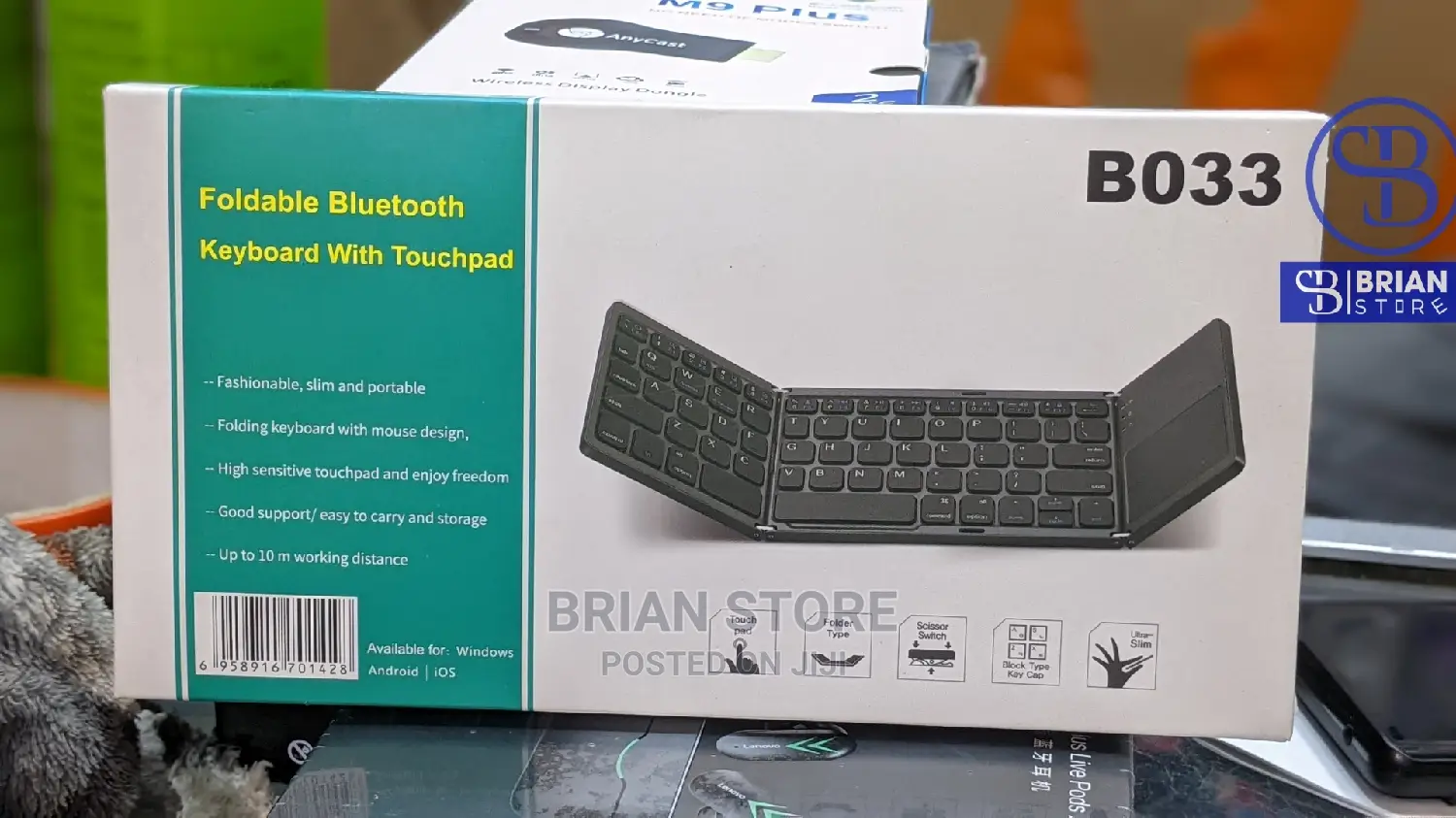 Foldable Keyboard With Touchpad