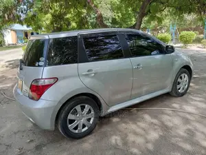 Toyota IST 2006 Beige