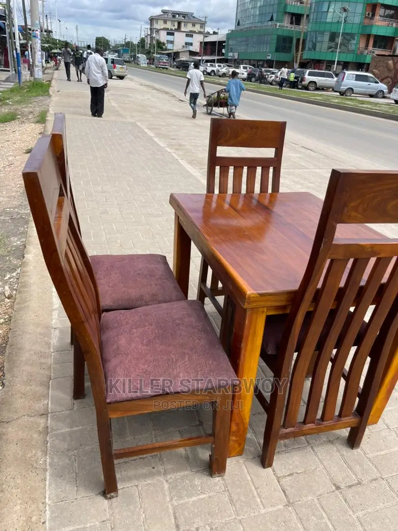 Pure Mninga Dinning Table Quality