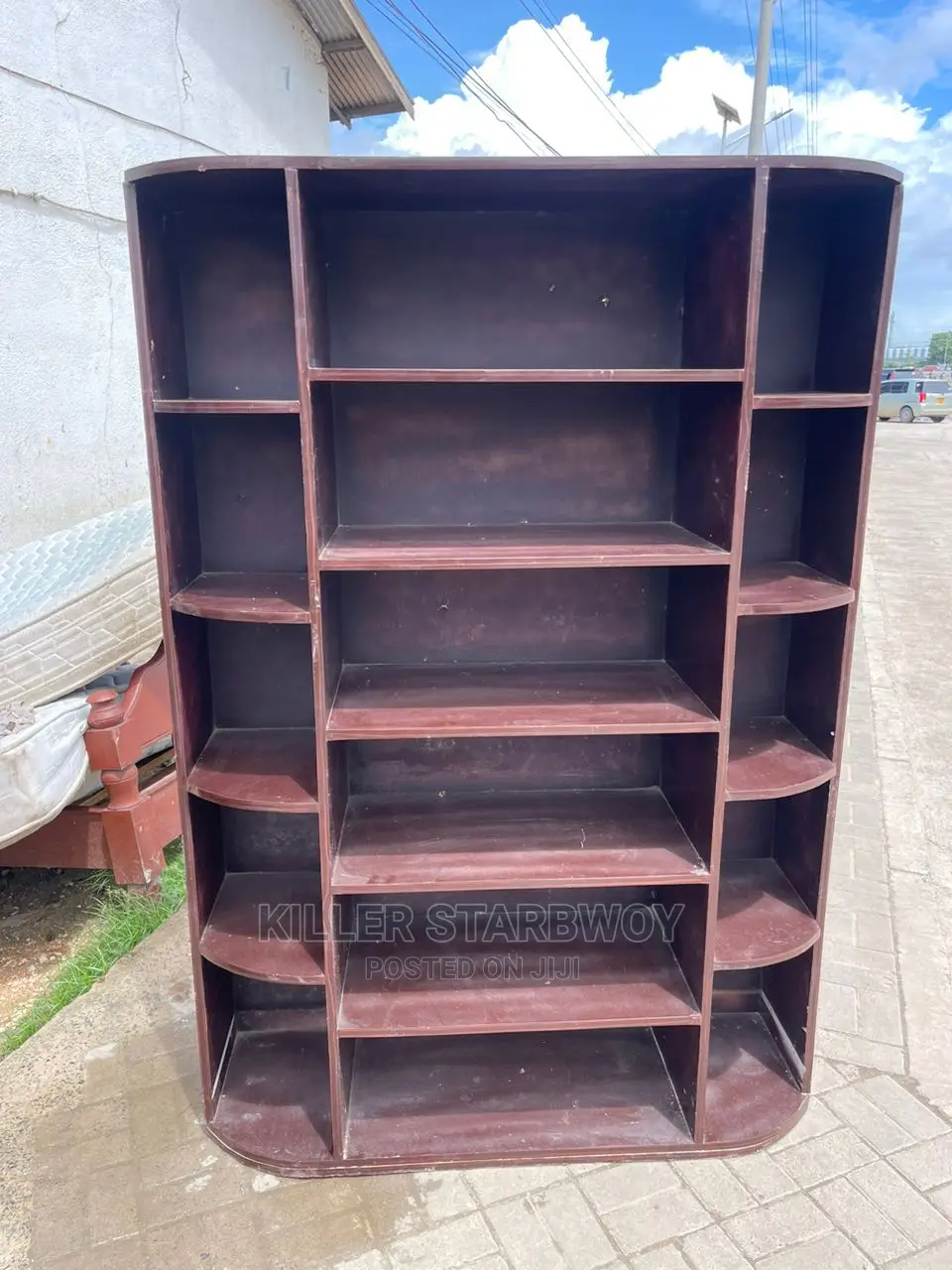 Shoe Rack Made by Mninga