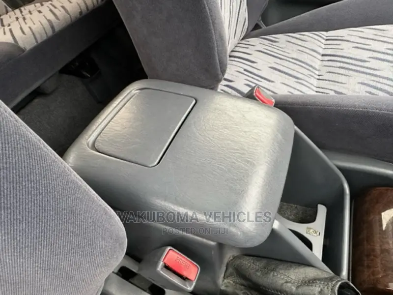 Toyota Land Cruiser Prado 1998 Silver