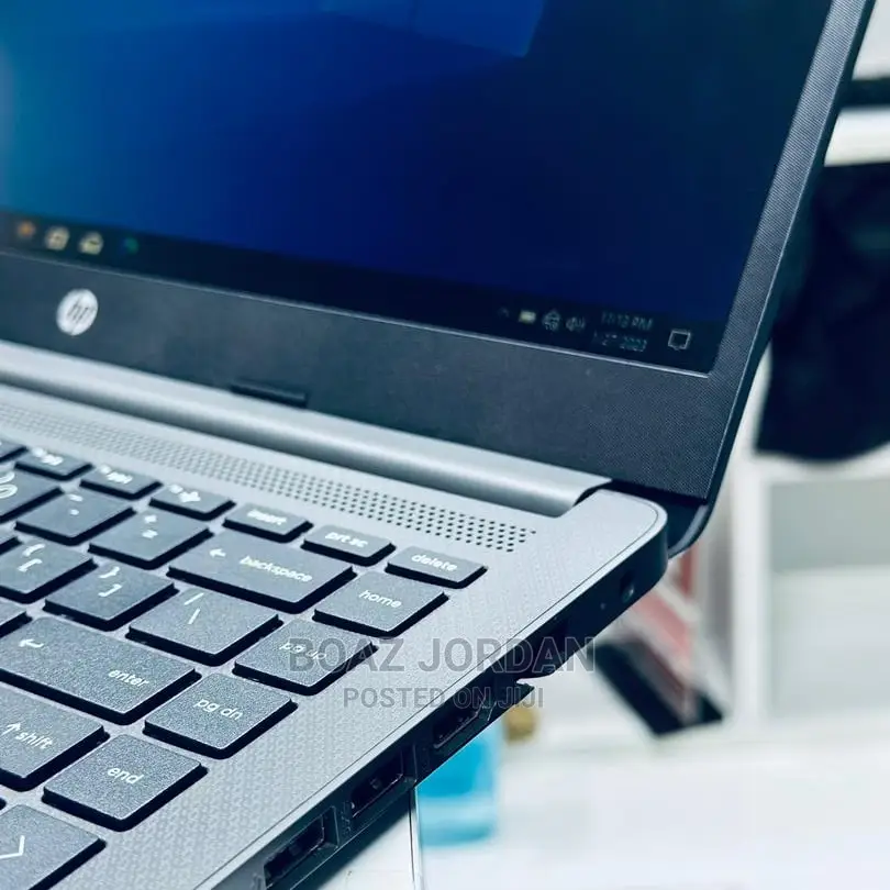 New Laptop HP 240 G6 8GB Intel SSD 256GB