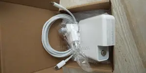 Clean, Used Apple Power Adapter Magsafe, Magsafe 2, C Type