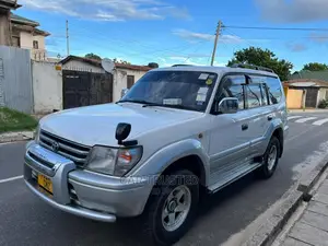 Toyota Land Cruiser Prado 2.7 16V 5dr 1999 Silver