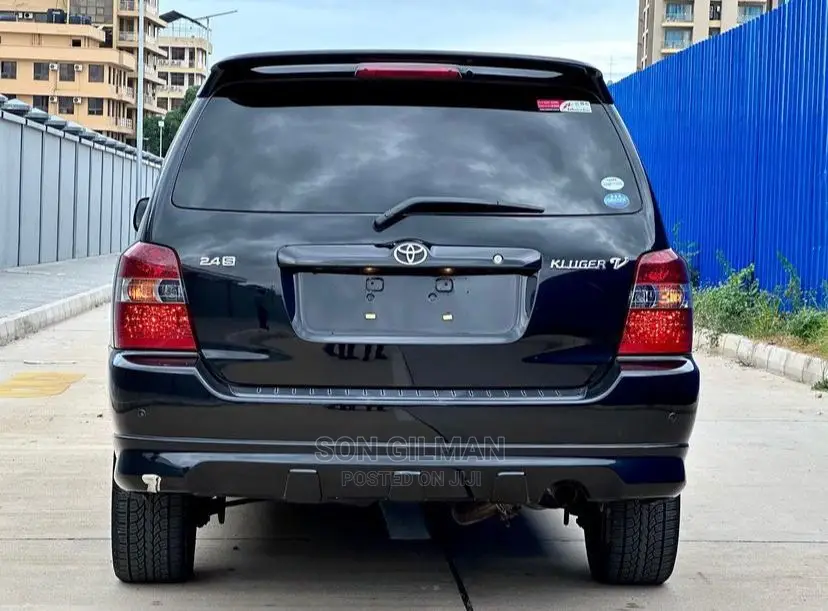 Toyota Kluger 2005 Black