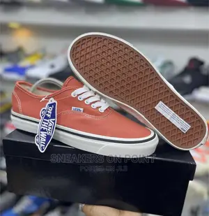 Vans "Off the Wall"