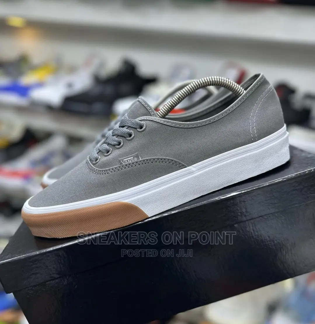 New "Vans Off the Wall"