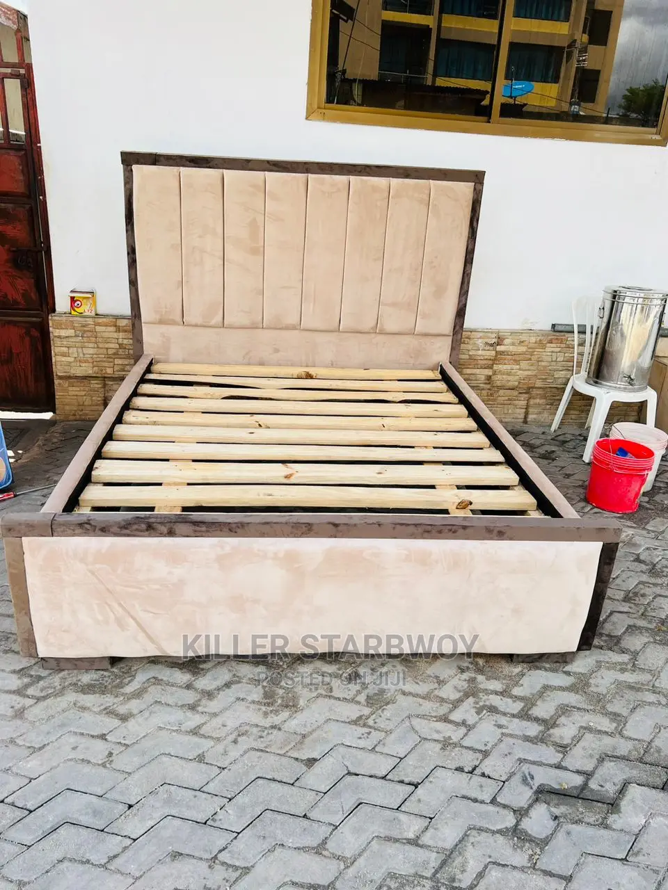 Bedsofa Classic Mno Ni Mpya