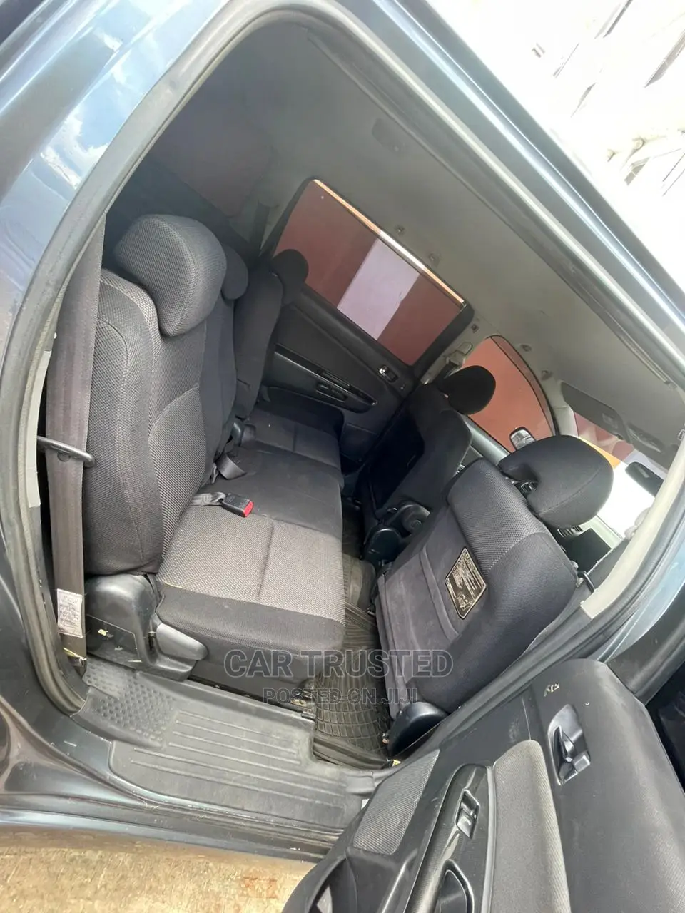 Toyota Wish 2005 Gray