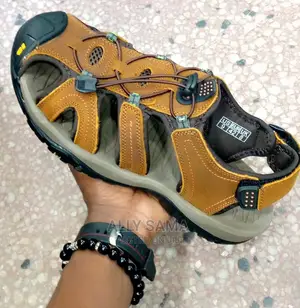 Open Shoes Brown