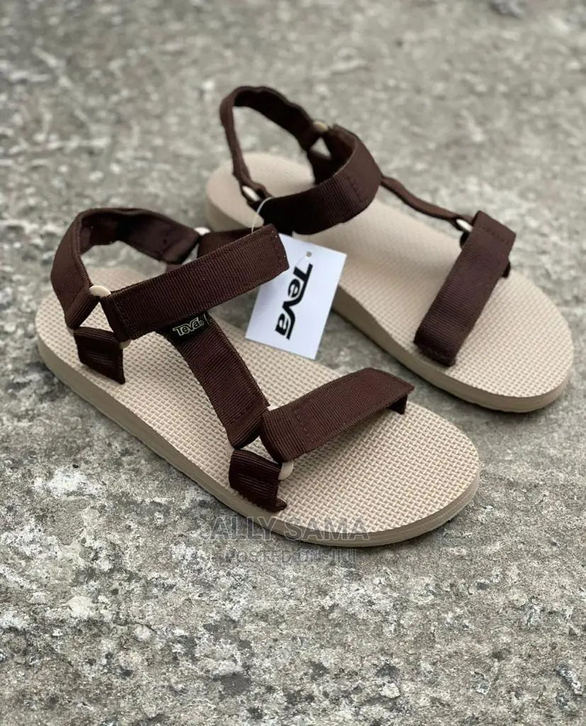 Open Shoes Brown