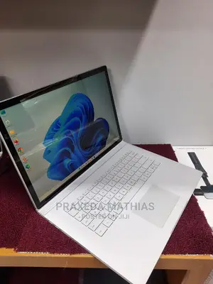 Laptop Microsoft Surface Book 2 16GB Intel Core I7 SSD 512GB